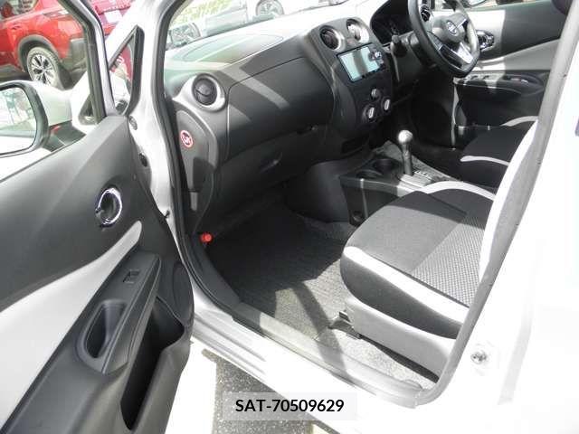 Nissan NOTE 2019-08 379970-5