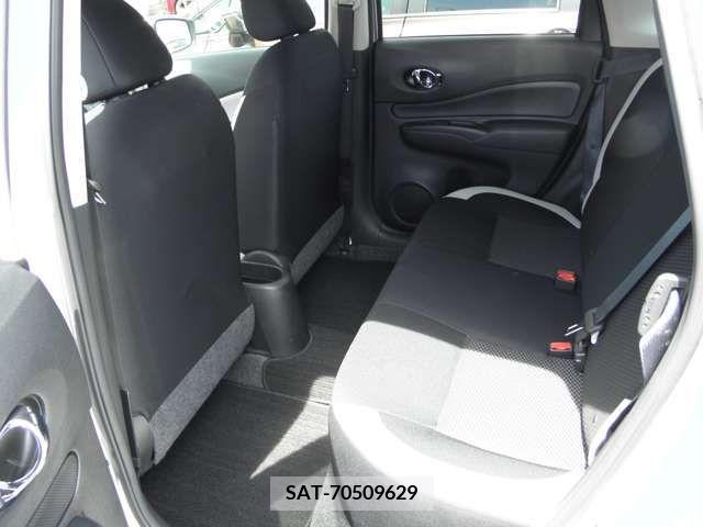 Nissan NOTE 2019-08 379970-4