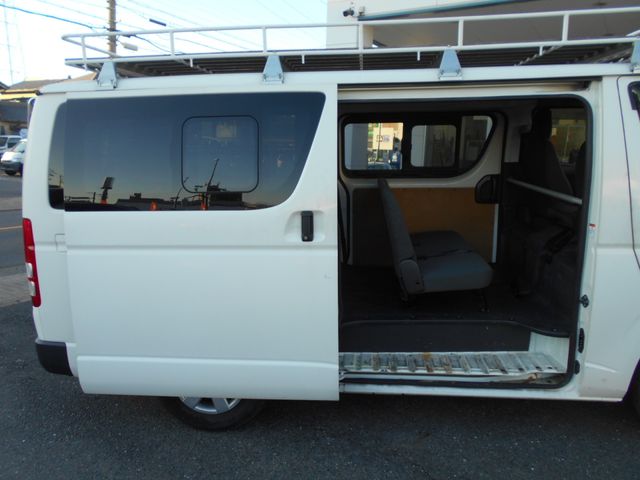 Toyota HIACE VAN 2020-08 188777-13