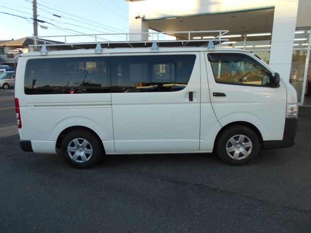 Toyota HIACE VAN 2020-08 188777-9