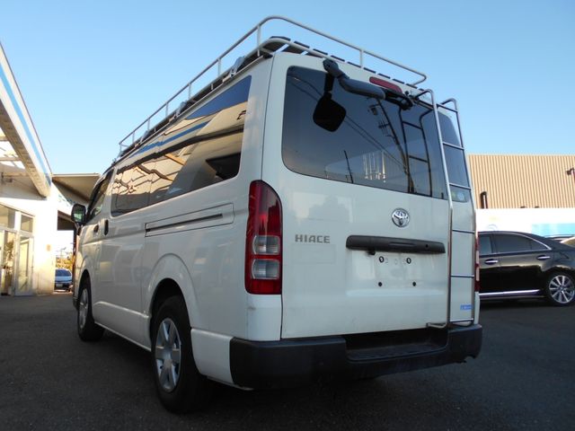 Toyota HIACE VAN 2020-08 188777-2