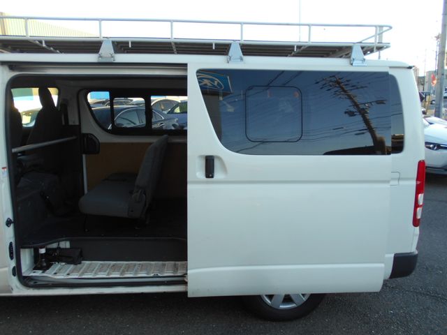 Toyota HIACE VAN 2020-08 188777-15