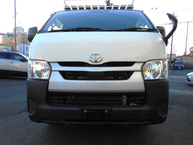 Toyota HIACE VAN 2020-08 188777-6