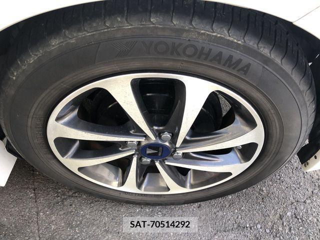 Toyota AQUA 2015-04 356272-15
