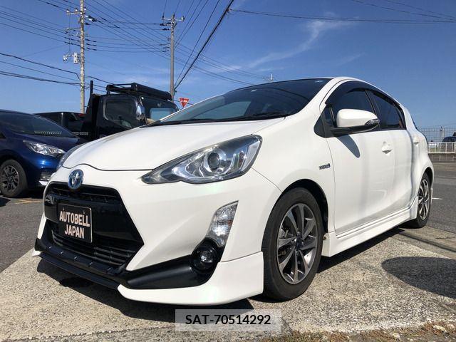 Toyota AQUA 2015-04 356272-0