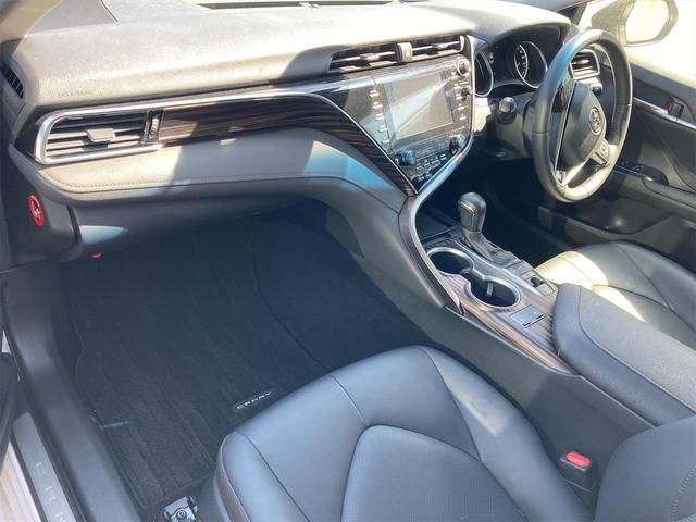 Toyota CAMRY HYBRID 2017-11 7582-22