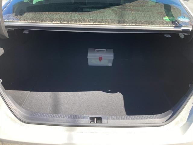 Toyota CAMRY HYBRID 2017-11 7582-15