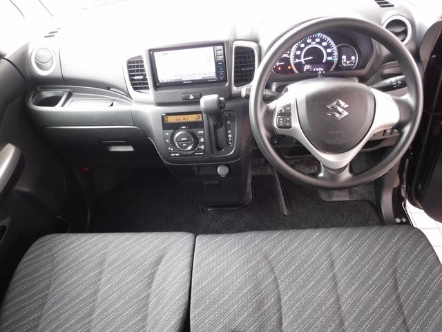 Suzuki SPACIA 2017-12 188986-1