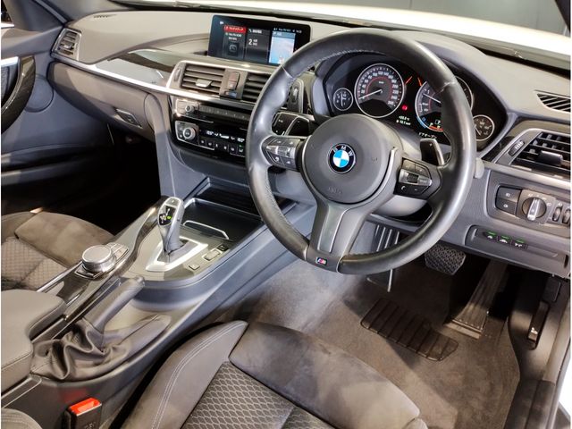 Bmw 3 SERIES 2018-11 21847-14