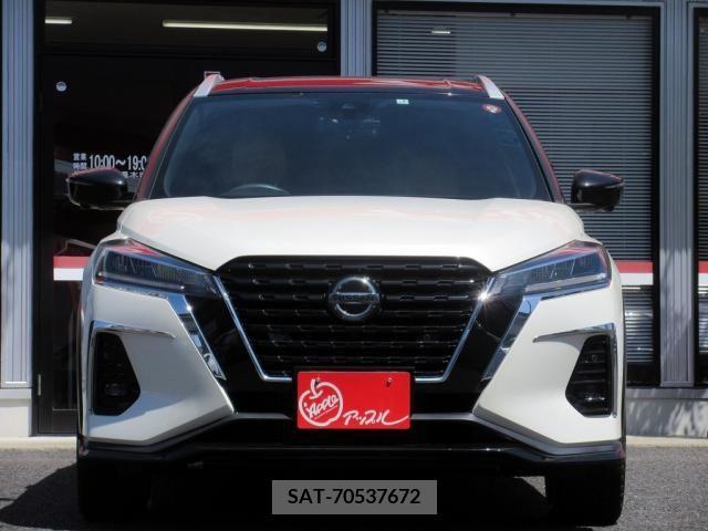 Nissan KICKS 2021-07 362298-12