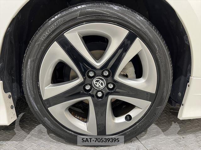 Toyota PRIUS 2019-02 282028-15