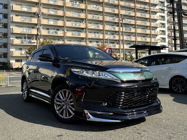Toyota HARRIER 2018-06 185540-0