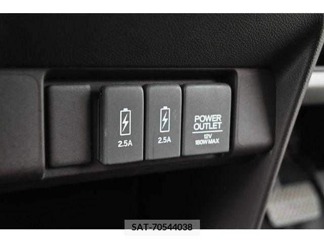 Honda N-ONE 2018-10 235420-24