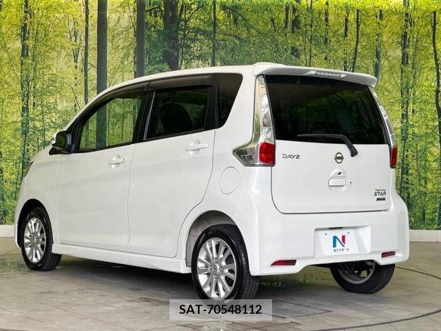 Nissan DAYZ 2013-09 353345-17