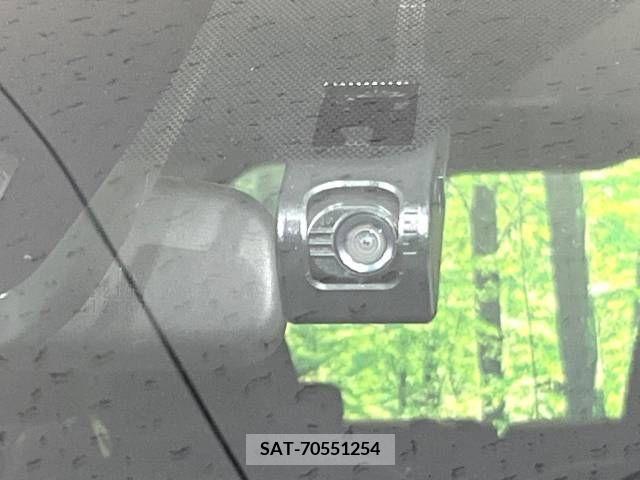 Toyota VOXY 2018-03 343395-7