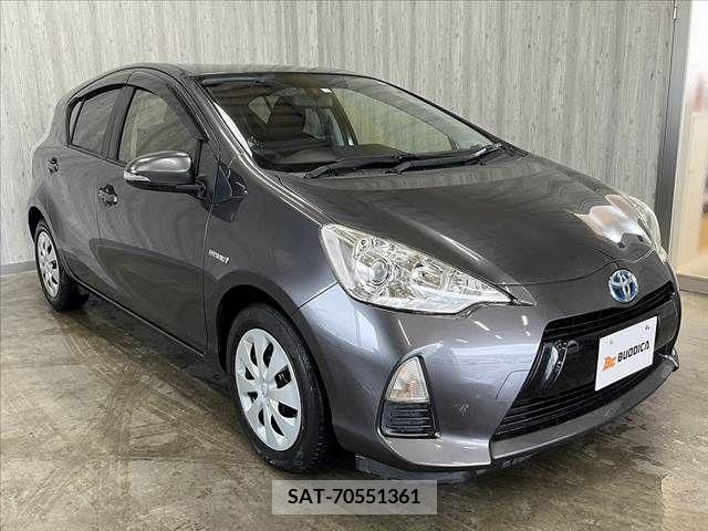 Toyota AQUA 2014-03 314006-7
