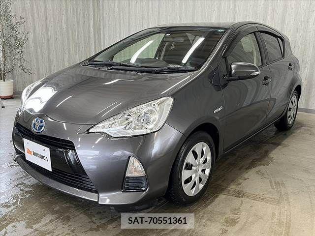 Toyota AQUA 2014-03 314006-9