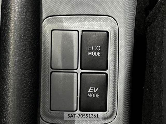 Toyota AQUA 2014-03 314006-20