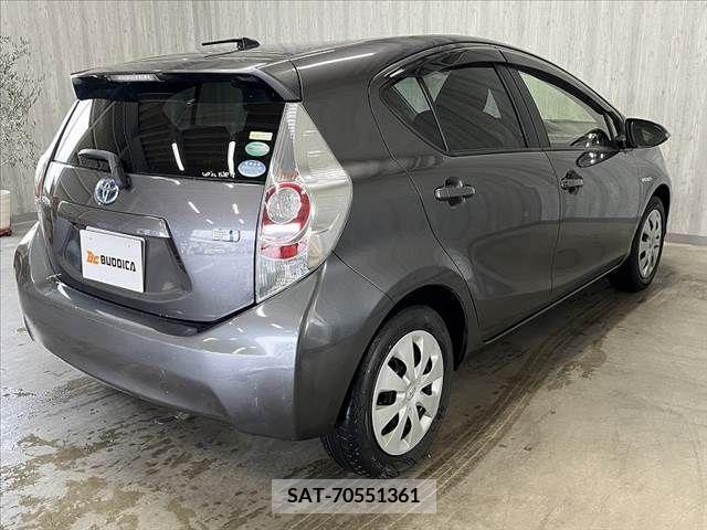 Toyota AQUA 2014-03 314006-14
