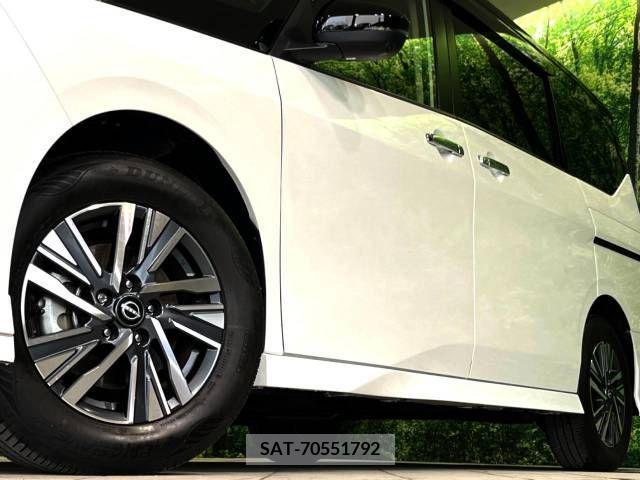 Nissan SERENA 2022-12 246524-11