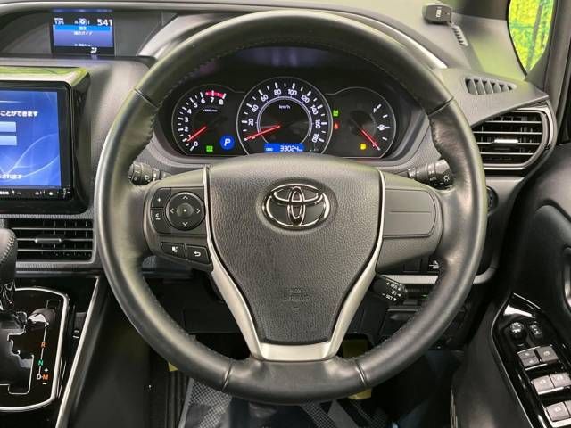 Toyota VOXY 2018-08 27274-11