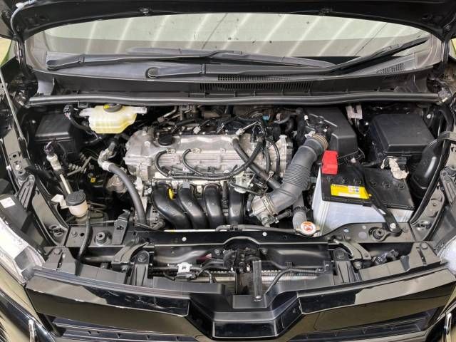 Toyota VOXY 2018-08 27274-18