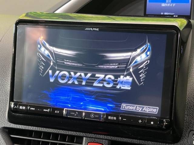 Toyota VOXY 2018-08 27274-3