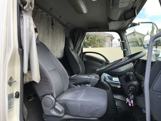 Isuzu FORWARD 2014-03 678-2