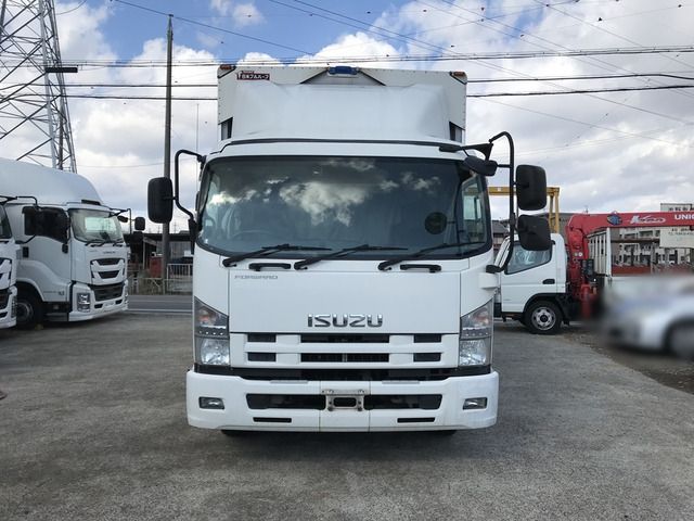 Isuzu FORWARD 2014-03 678-11
