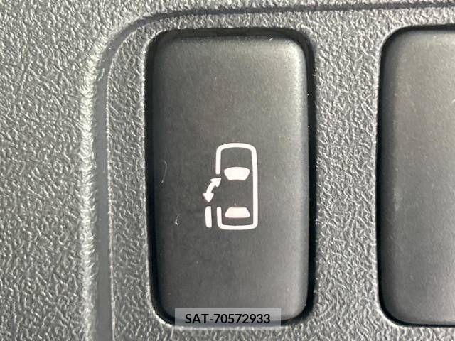 Daihatsu TANTO CUSTOM 2011-11 369480-2