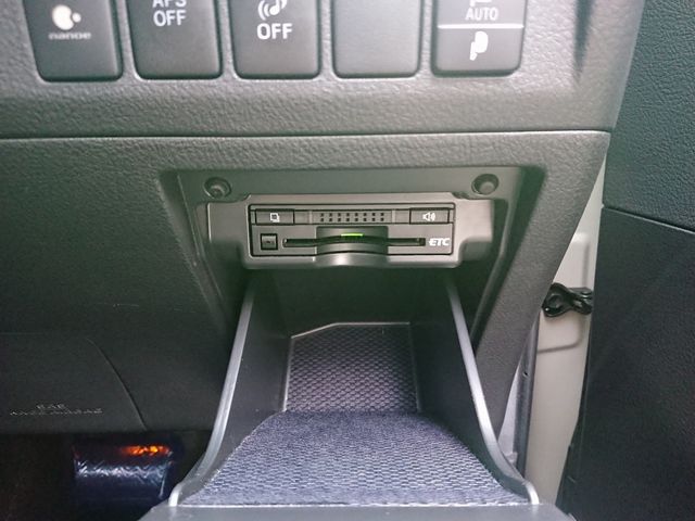 Toyota ALPHARD HYBRID 2012-07 23131-11