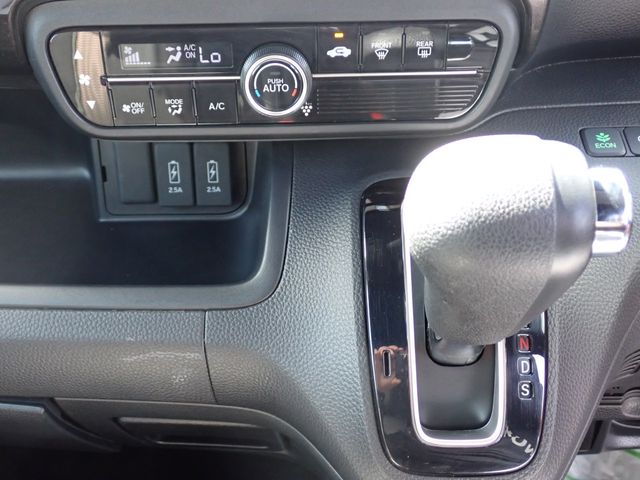 Honda N BOX CUSTOM 2019-02 6009-5