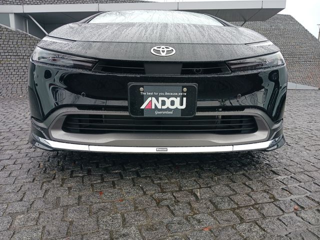 Toyota PRIUS 2023-02 182299-3