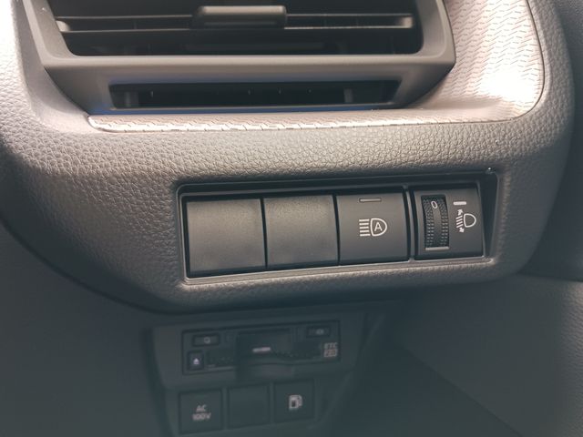 Toyota PRIUS 2023-02 182299-18