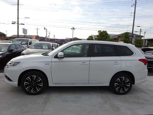Mitsubishi OUTLANDER PHEV 2018-03 27234-11