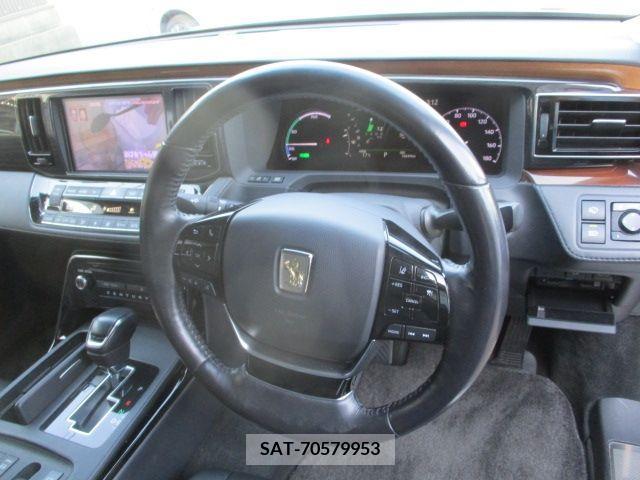 Toyota CENTURY 2020-06 220336-18