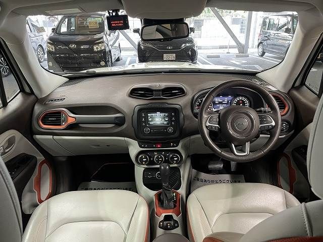 Jeep RENEGADE 2016-02 17636-1