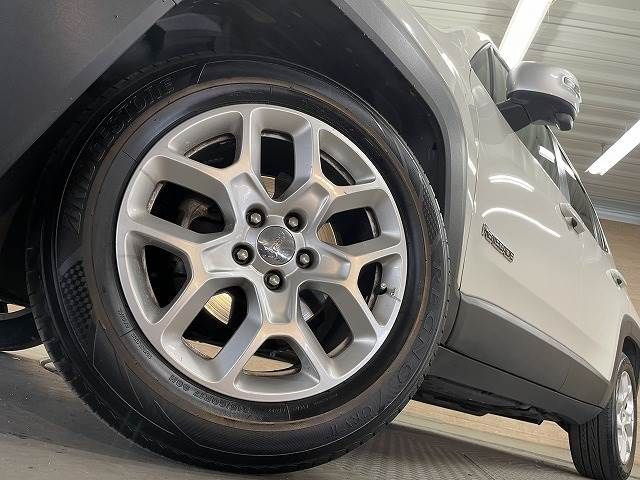 Jeep RENEGADE 2016-02 17636-10