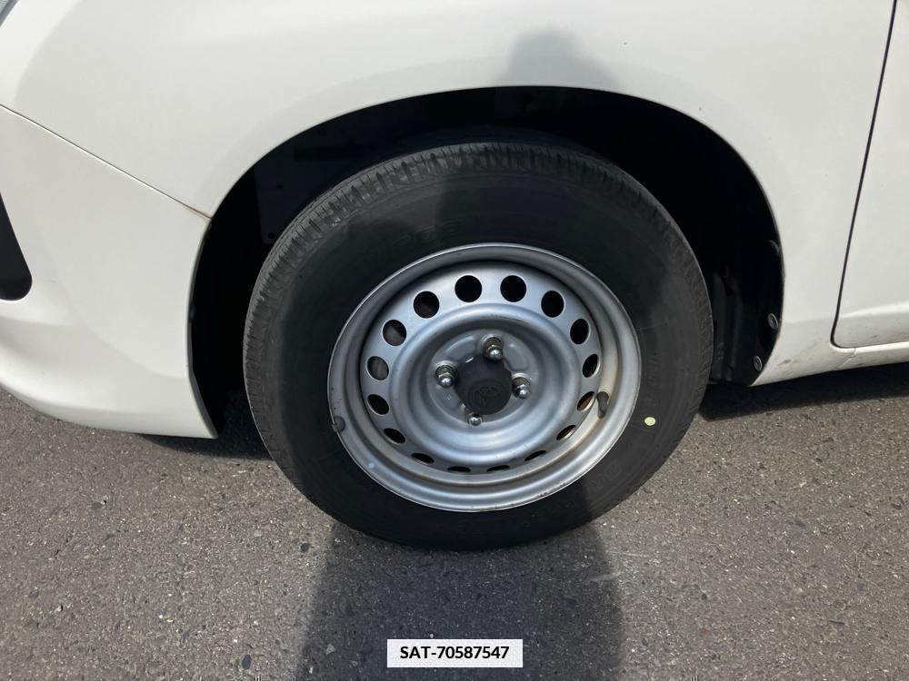 Toyota PROBOX VAN 2018-06 334668-9