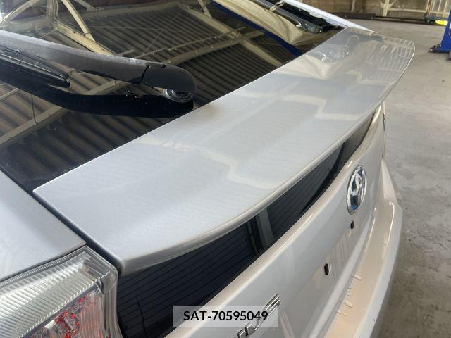 Toyota PRIUS 2010-02 281895-7
