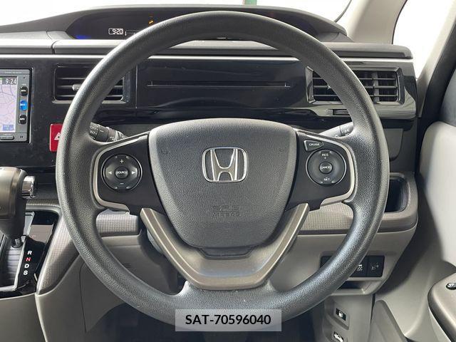 Honda STEP WGN 2016-07 330220-27