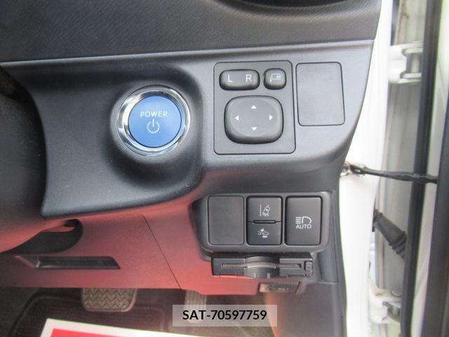 Toyota AQUA 2018-05 260225-22