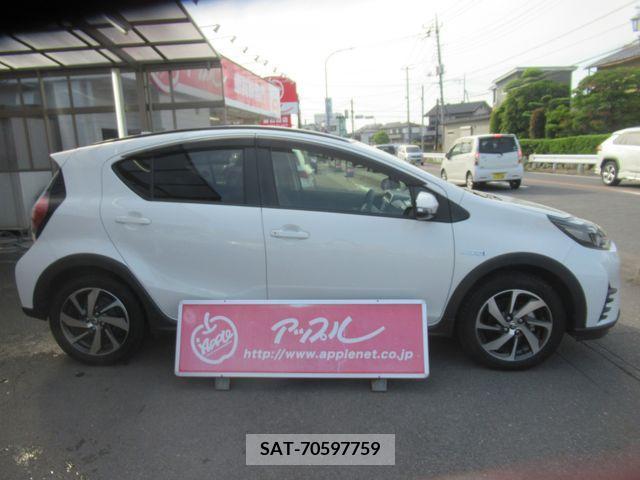 Toyota AQUA 2018-05 260225-5