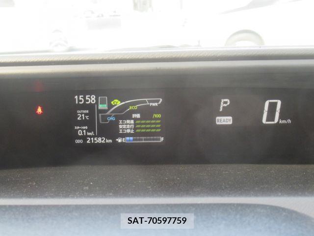 Toyota AQUA 2018-05 260225-18