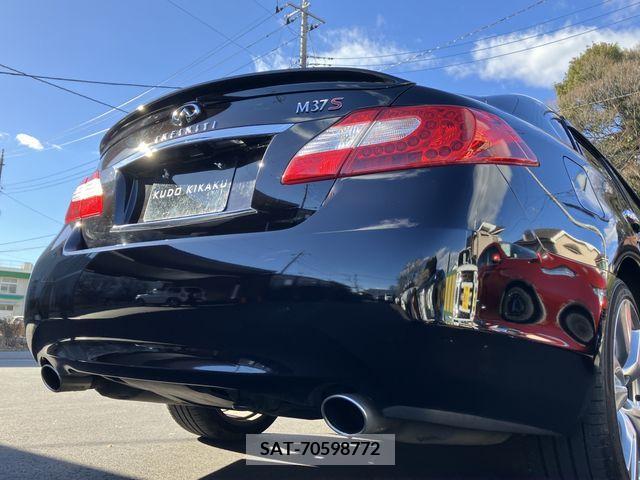 Nissan FUGA 2011-02 218996-6