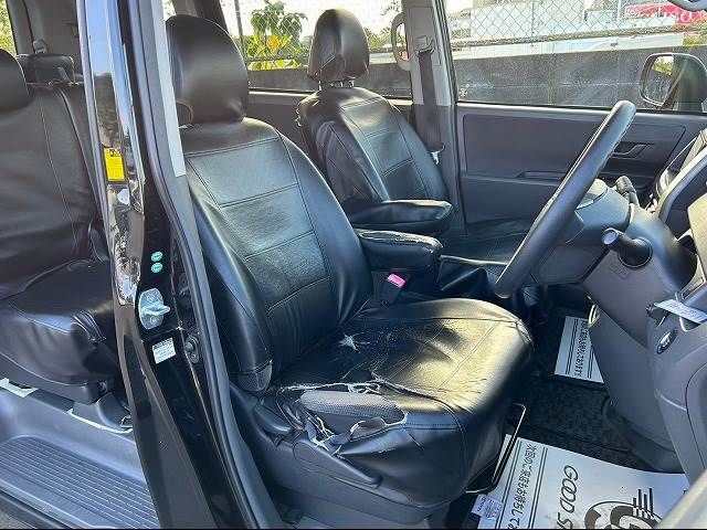 Toyota NOAH 2008-11 185165-8