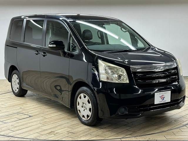 Toyota NOAH 2008-11 185165-19