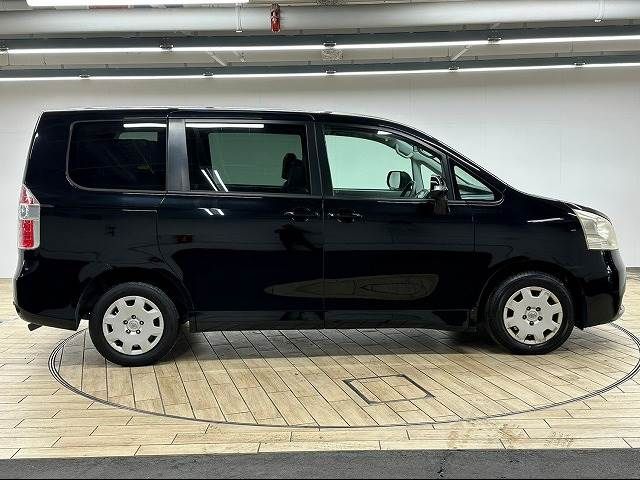 Toyota NOAH 2008-11 185165-14