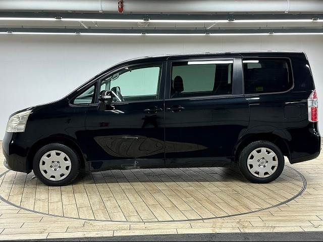 Toyota NOAH 2008-11 185165-13