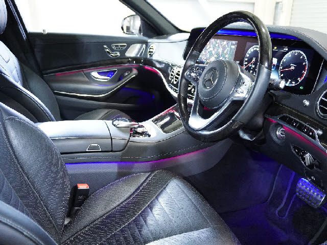 Mercedes Benz S-CLASS 2018-10 24524-4